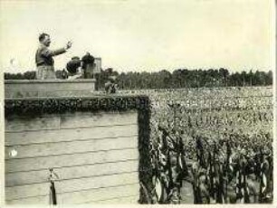 Adolf Hitler spricht beim Reichsparteitag