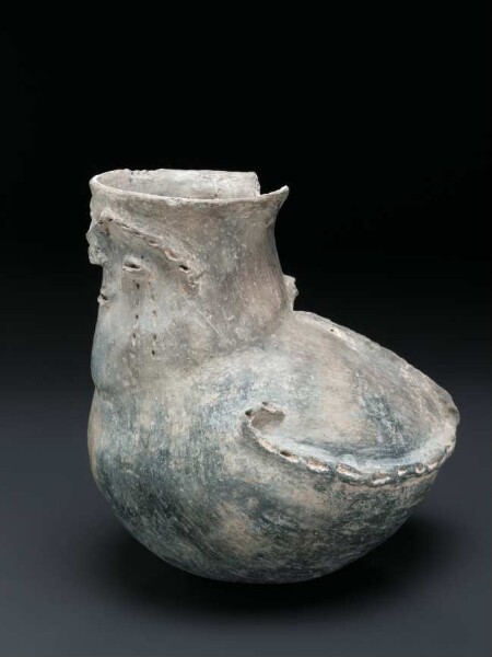 Clay vessel