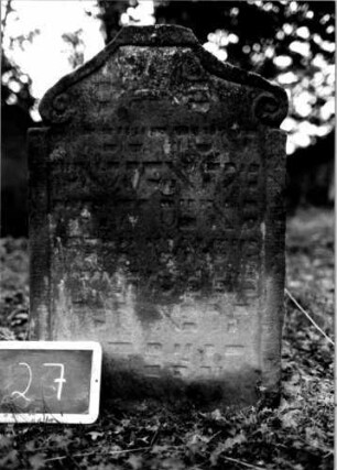 Grabstein 27 [Nir S. 45 Nr. 3.09]