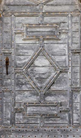 Frankreich. Midi Pyrenees. Lot. Assier. Kirche. Baubeginn 1540. Klassizistisches Portal