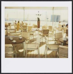Auf dem Lido-Deck des Luxuskreuzers M. S. Europa