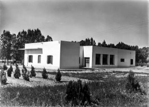 Ein Gebäude : Gebäude der Versuchsstation Sidi Mesri.