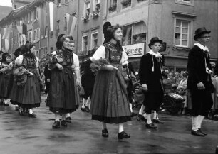 Waldshut: 489. Waldshuter Chilbi; Trachten; Festzug