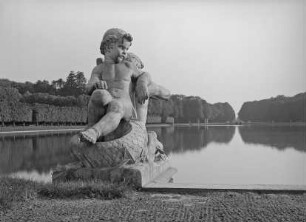 Triton mit Putto