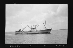 Duisburg (1951), Frachtschiff (reefer), Hamburg-Amerikanische Packetfahrt-Actien-Gesellschaft, Hamburg, Bau-Nr. 444