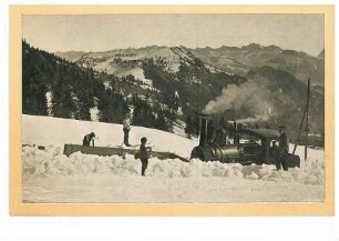 Schneebruch mit Schneepflug beim Winterbetrieb der Rigi-Bahn bei Luzern