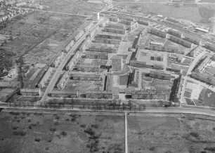 Wohnbebauung in der Südstadt von Neubrandenburg : Blickrichtung Nordosten