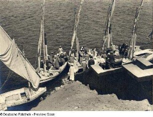 Schiffsreise Ägypten - Palästina - Syrien 1934. Boote (Felukken) am Nilufer