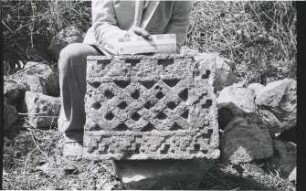 Hobomo, Relief Stone 2 (HBM: Stn. 2)