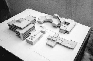Freiburg: (Weingarten); Planmodell: Institut für Sozialpädagogik Freiburg-Weingarten