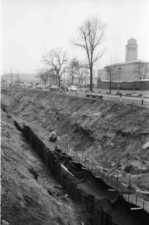 Ausbau und Umbau der Kriegsstraße beim Ettlinger Tor.