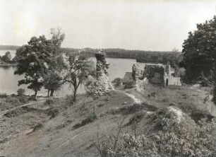 Trakai. Ruine der nördlichen Bastion der Halbinselburg (14. /15. Jh.) gegen den Galve-See