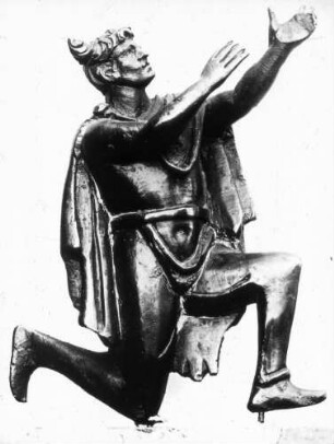 Bronzefigur eines Jünglings