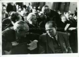 Otto Grotewohl auf der letzten Sitzung des Deutschen Volksrates am 7. Oktober 1949