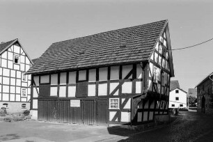 Scheune (Scheune, Fachwerk); Allendorf, Im Wiesenhof (Rennerteh) 2