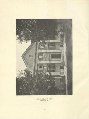 Amtsgebäude in Buch. Mittlerer Teil