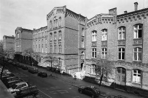 56. Gemeindeschule und 18. Hilfsschule; Berlin, Mitte