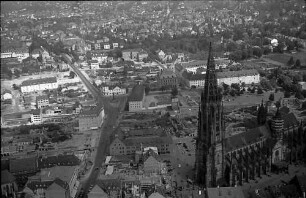 Luftaufnahmen von Freiburg i. Br., Münster von Süden