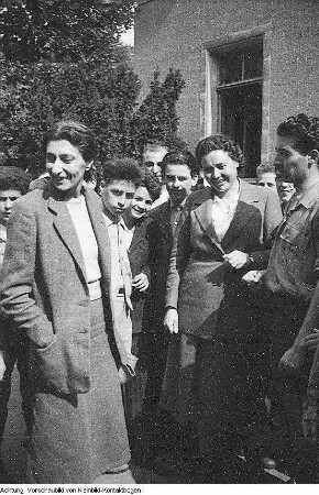 Besuch der griechischen Schriftstellerin Melpo Axioti