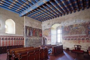 Katholische Kirche Mariä Himmelfahrt, Karlstein, Tschechische Republik