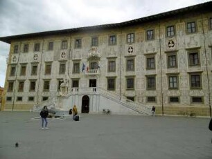 Pisa: Palazzo della Carovana