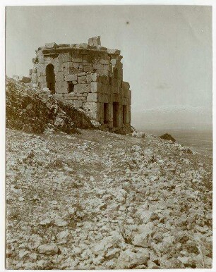 Ba'albek [Baalbek]