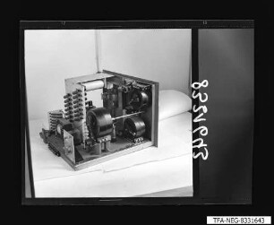Bauteil eines Magnetron-Tastgeräts, Foto 1983