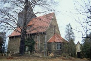 Dorfkirche von Südost