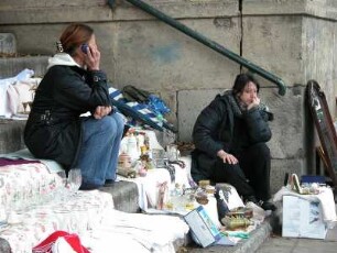 Palermo, Flohmarkt im Hafenviertel, Händlerinnen