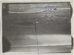 Flugzeug über der Isar bei Ismaning (600 m)