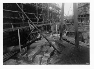 Industrie-Kraftwerk. Baustelle Kabelkanal am Pumpenhaus : Lauta (Niederlausitz). Industrie-Kraftwerk. Baustelle Kabelkanal am Pumpenhaus