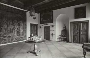 Schloss Rochsburg, Jagdzimmer mit Modell des Schlosses