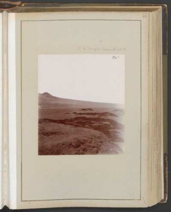 [Huaca del Sol von Süd West, Panorama 3. Theil, lt. Photoliste Uhle]