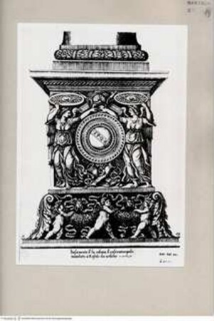 Base della colonna di Teodosio