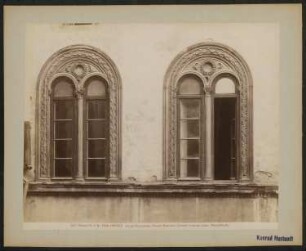 Palazzo Pazzi-Quaratesi, Florenz: Ansicht von zwei Fenstern