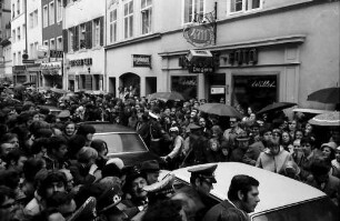 Freiburg: Publikum in der Schusterstraße