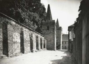 Zerbst, Stadtmauer : Zerbst. Stadtmauer und Heidetor