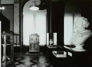 Ausstellung "Gottfried Semper zum 100. Todestag"