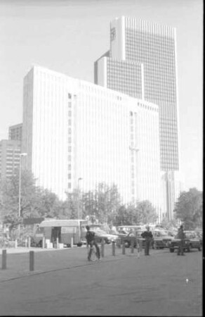 Frankfurt: Hochhaus bei der Messe