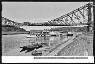 Dresden, Loschwitzer Brücke mit Elbdampfer Dresden