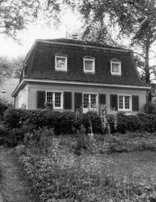 Darmstadt, Am Elfengrund 41