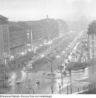 Weihnachtsmann Knappestraße Balkon