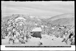 Bärenfels im Erzgebirge, Kurhausanlage Kaiserhof mit Kipsdorf, im Winter