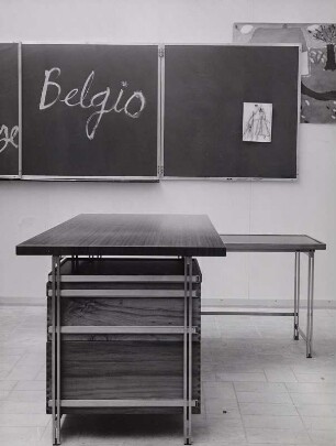 XII. Triennale Mailand, Belgische Abt., Pult und Tafel