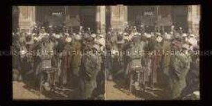 Straße oder Markt mit Personengruppe in Bukhara, Buxoro