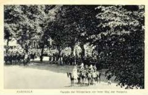 Auguste Viktoria bei einer Parade in Pasewalk