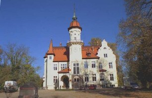 Herrenhaus: Frontansicht