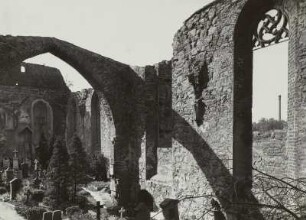 Bautzen. Ruine der Nikolaikirche, Inneres mit Friedhof