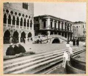 Venedig, Blick auf Ponte della Paglia, links Dogenpalast, rechts altes Gefängnis
