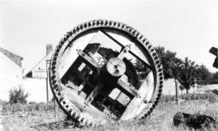 Hohenwarsleben. Mühle Steuer, Bockmühle, Kammrad